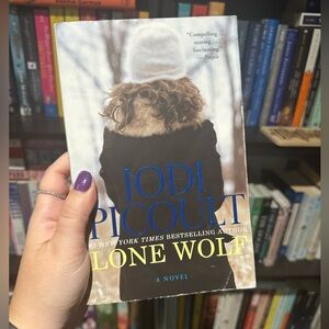 6/$30 Lone Wolf by Jodi Picoult Fiction Novel Book Paperback Bestseller